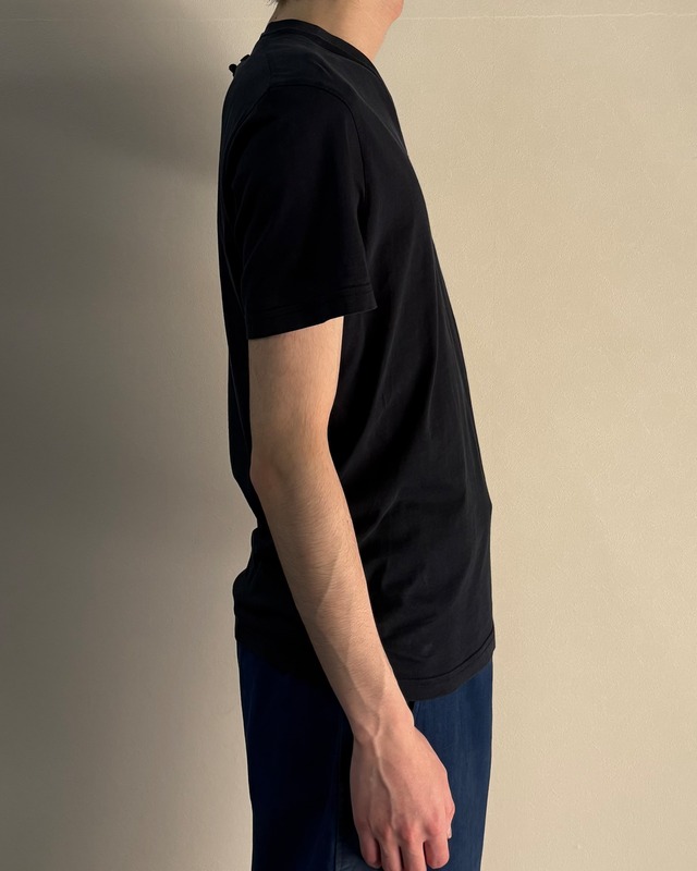 【PRADA】basic v-neck T-shirt