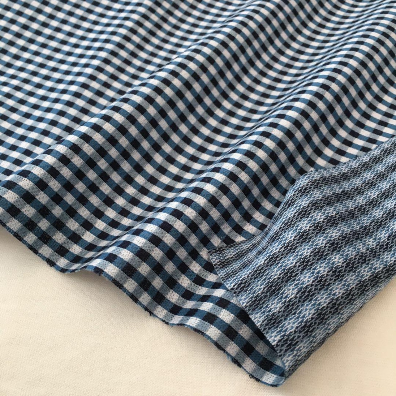 綿100%シンカージャガードニット生地-2ｍ-curl tricot　F8X/200H5647●