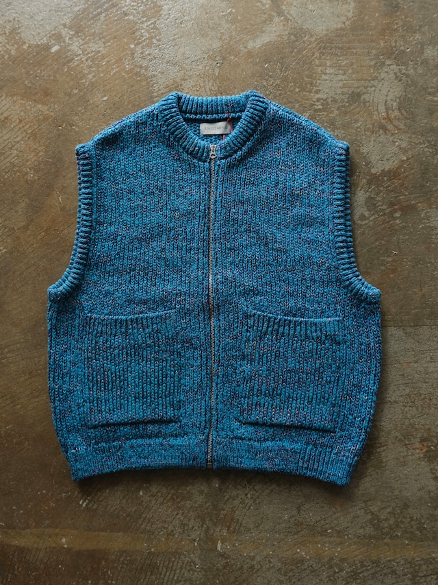 【ENCOMING】 KNITTED TWO POCKET VEST
