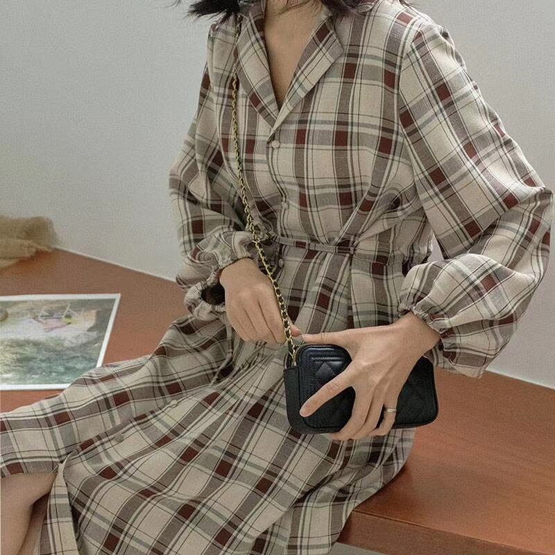 オープンカラーチェックワンピース