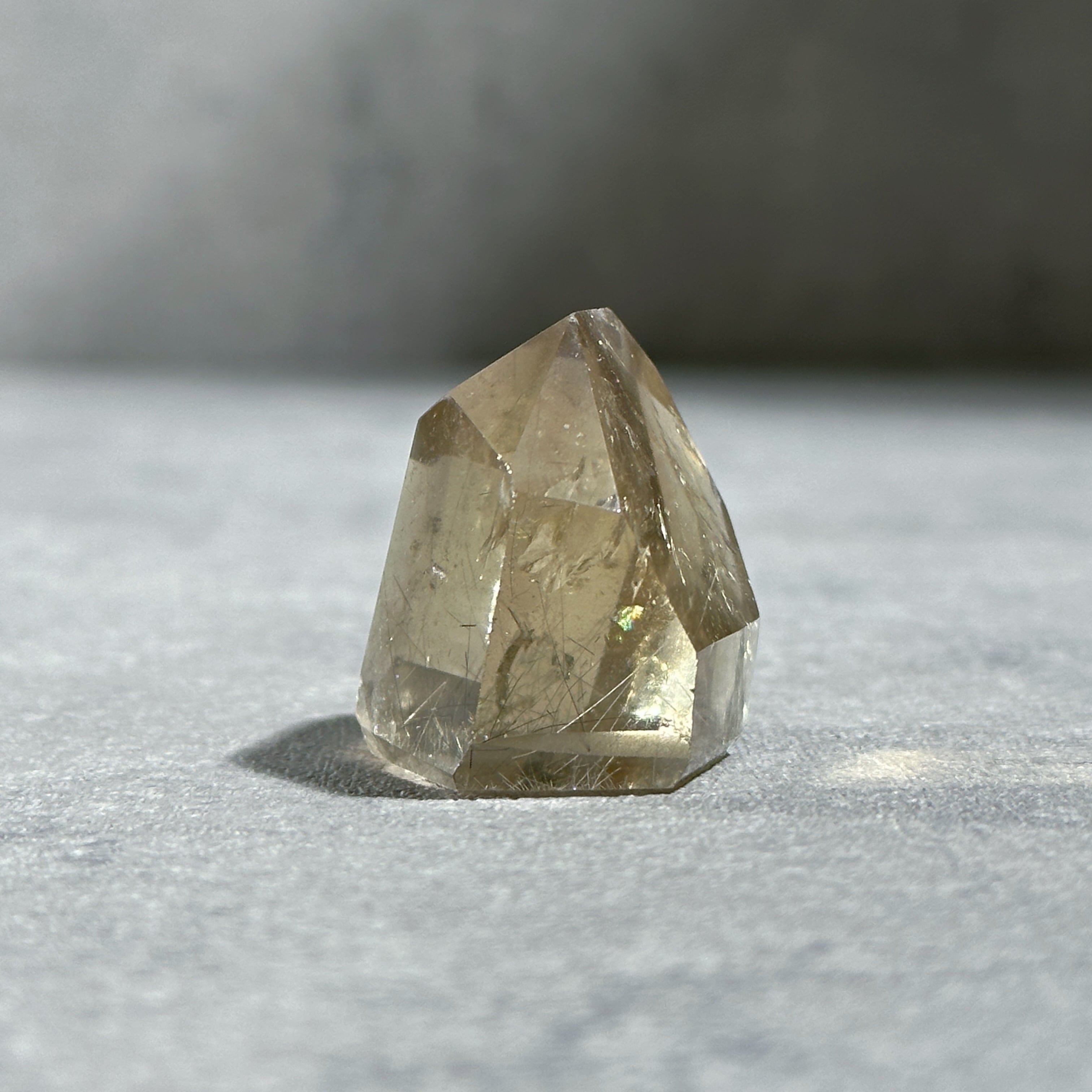 ルチル入り◎シトリン（黄水晶） タワー22◇ Citrine ◇ 天然石・鉱物