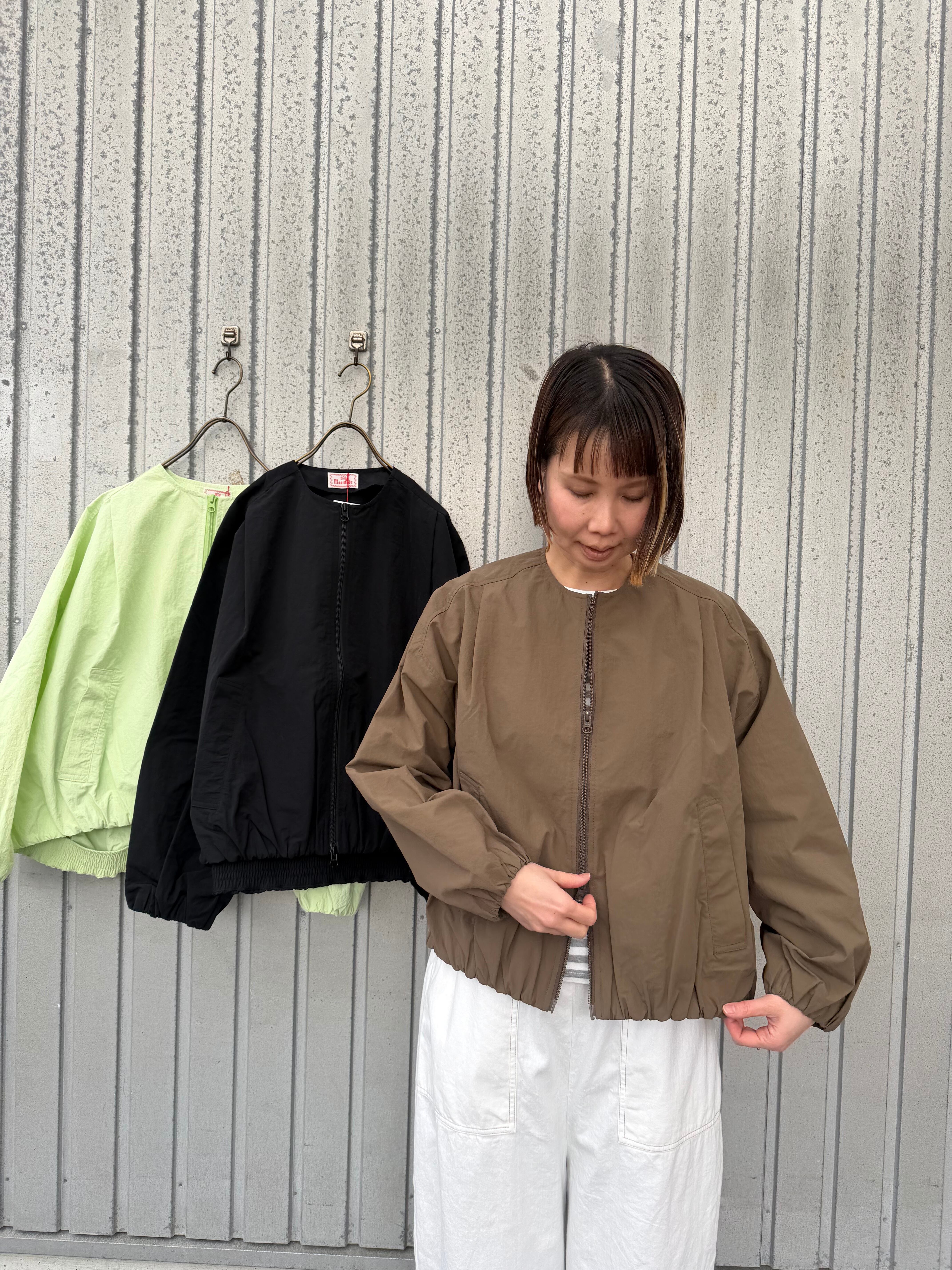 【新品未使用】　23区　ジップアップジャケット バルーンスリーブ　38サイズ Levi's/リーバイス】 BALLOON SLEEVE TRCKER バルーンスリーブ