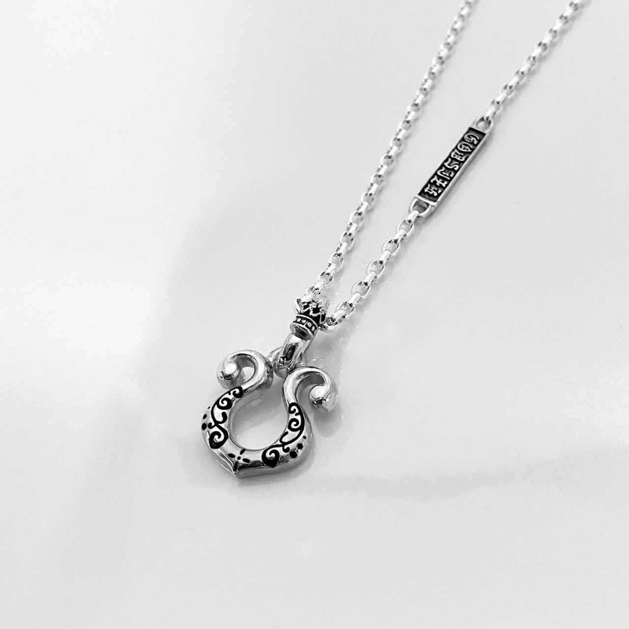 RHYTHMIC HORSESHOE : IVY NECKLACE #1 with GODSIZE® I.D. TAG / リズミックホースシュー・アイビーネックレスゴッドサイズ® I.D.タグ