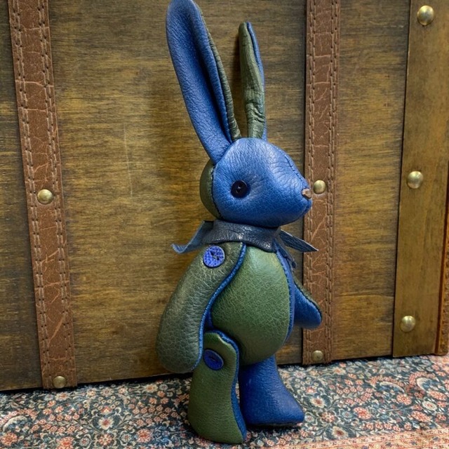 ジビエレザー鹿革ベルラビ★マイスターの手作り「ベルズラビット」ダークグリーン×ブルー　写真の1点販売です
