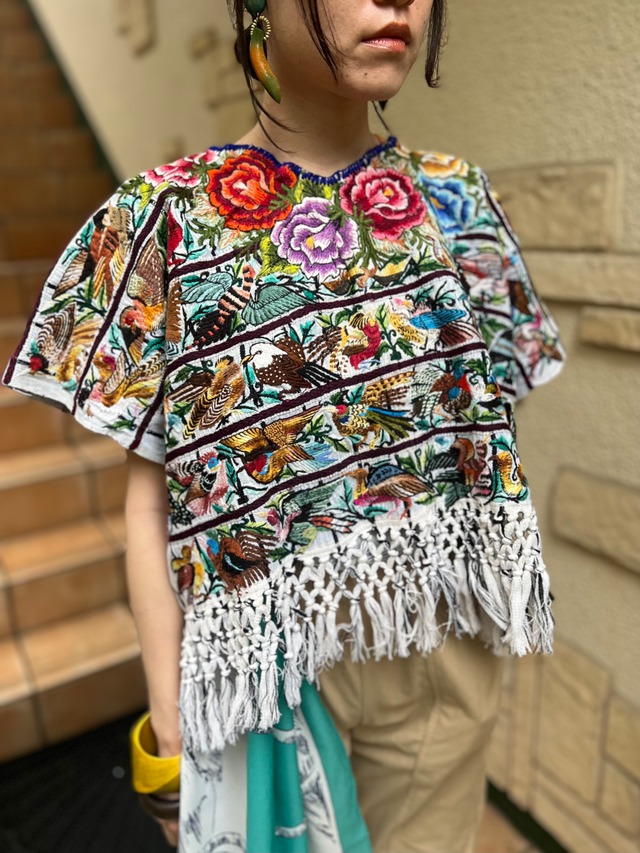 Vintage Guatemala white × bird embroidery cotton tops ( ヴィンテージ グアテマラ ホワイト × 鳥刺繍 コットン フリンジ トップス )