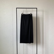 【受注予約：7月中旬入荷予定】pleated 【SK】/black