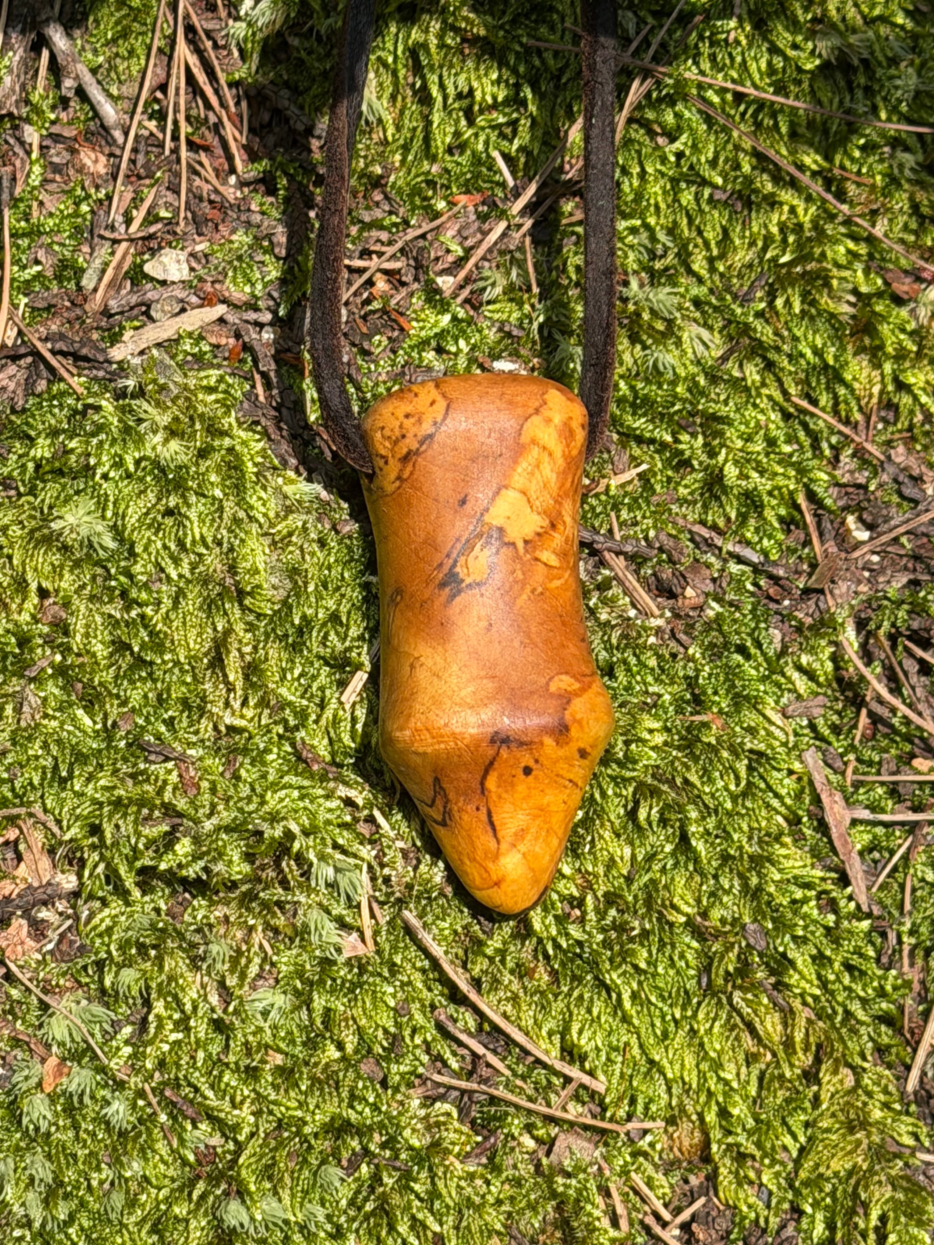 sunswood フィンランド産白樺瘤 スポルテッド ウッドペンダント sunswood