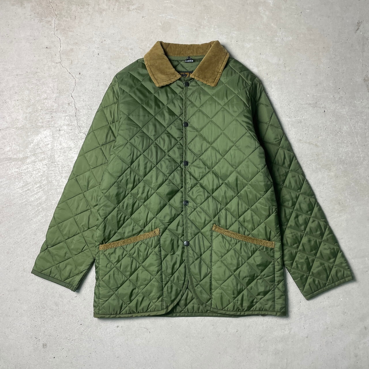 Bollington イングランド製 キルティングジャケット コーデュロイ襟 