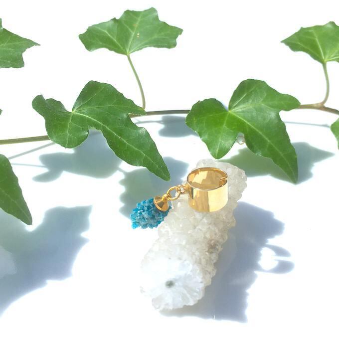【一点物】✦⋆.青い星屑⋆.カバンサイト原石イヤーカフ⋆.·⋆.·✦