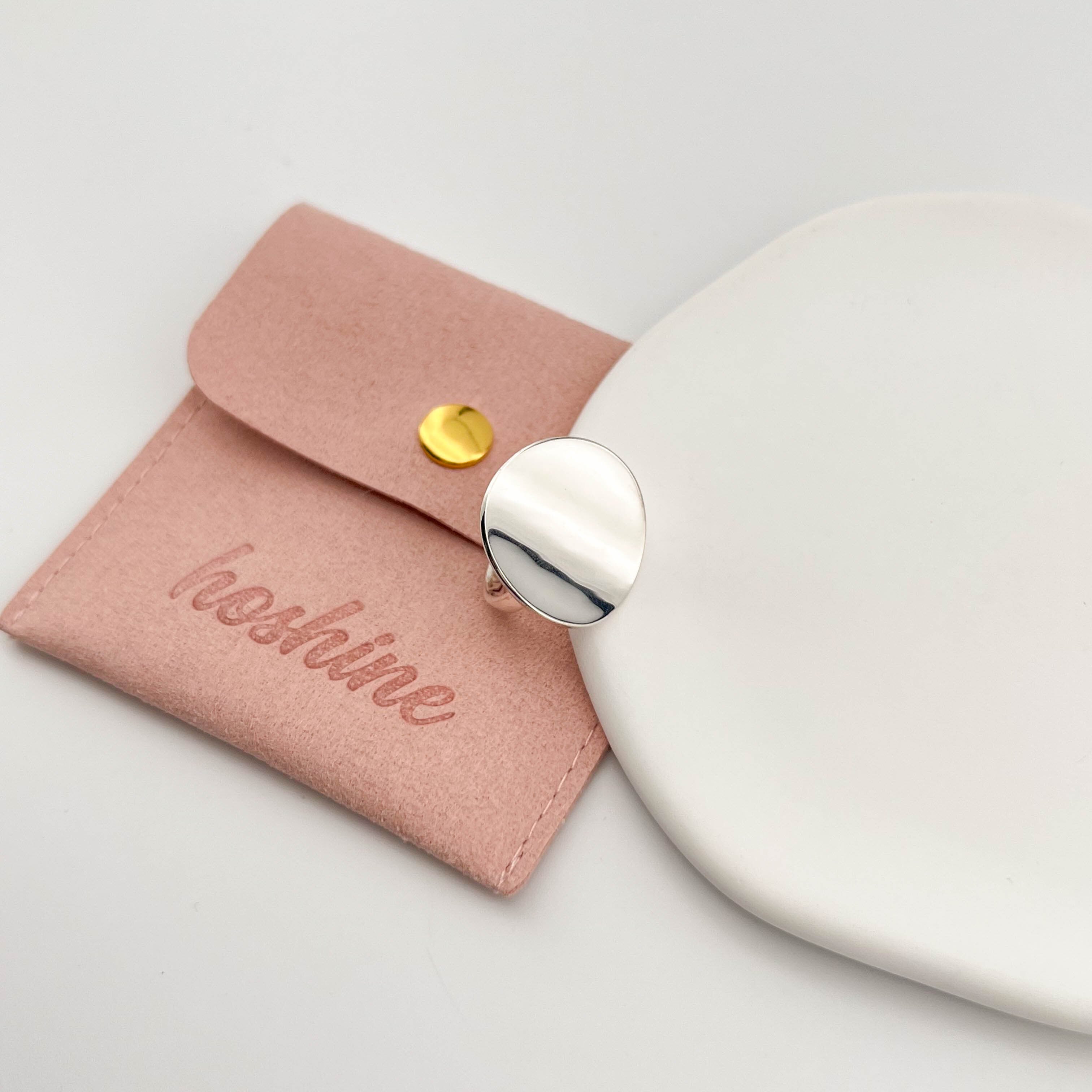 Silver925純銀 大ぶりオーバル凹面リング