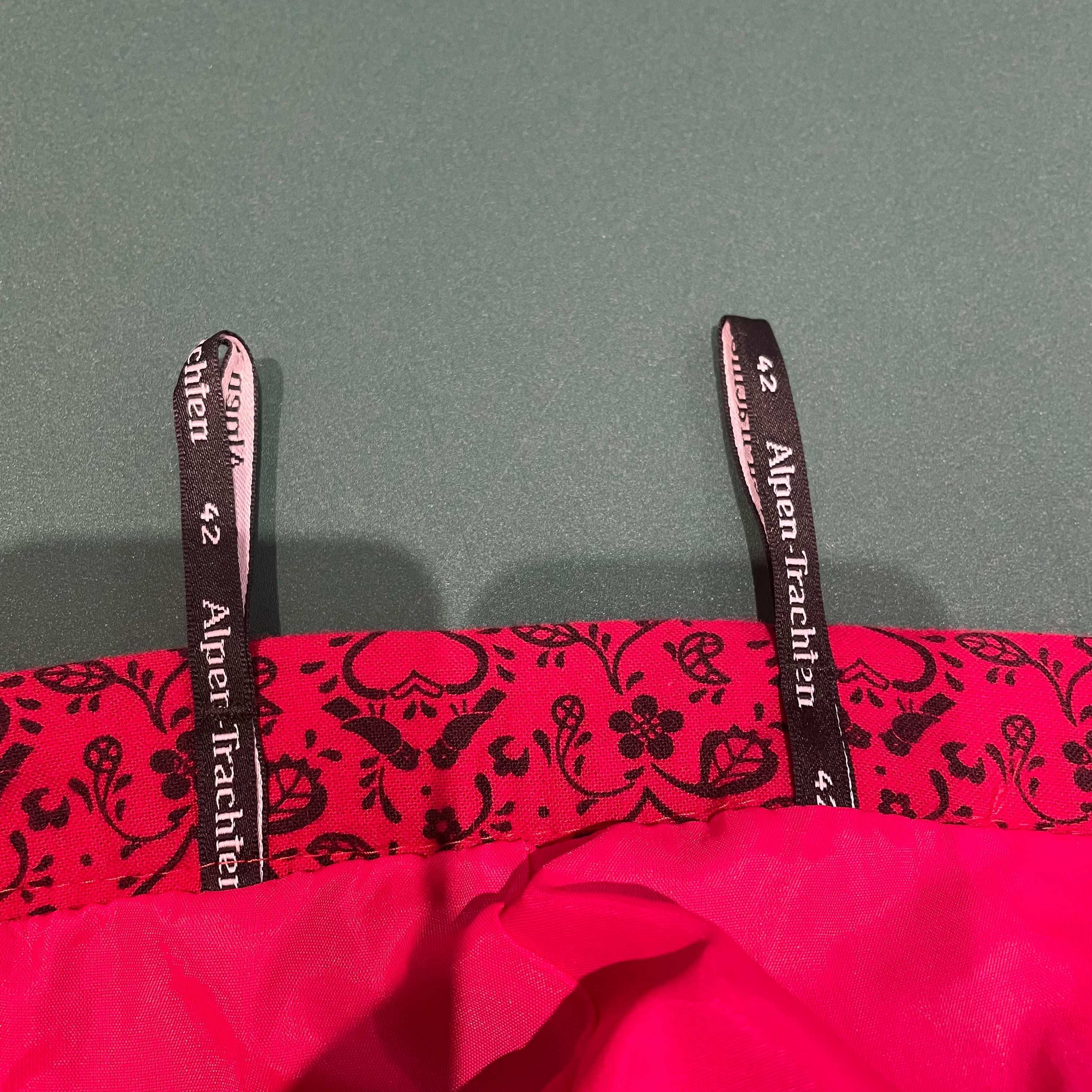 チロルスカート 赤 鳥 ハート | Monique vintagestore 古着の