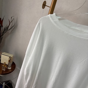 color sheer long tee【White】