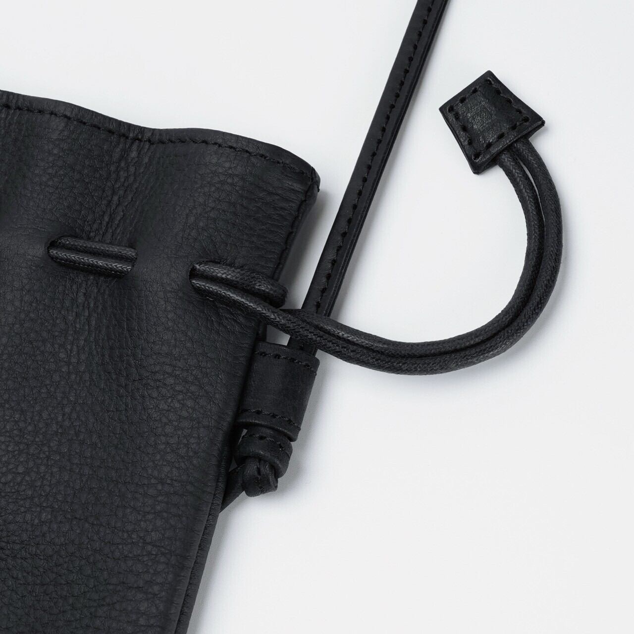 Iru×CRONY.】2WAY LEATHER KINCHAKU BLACK / 受注生産 5月下旬～6月