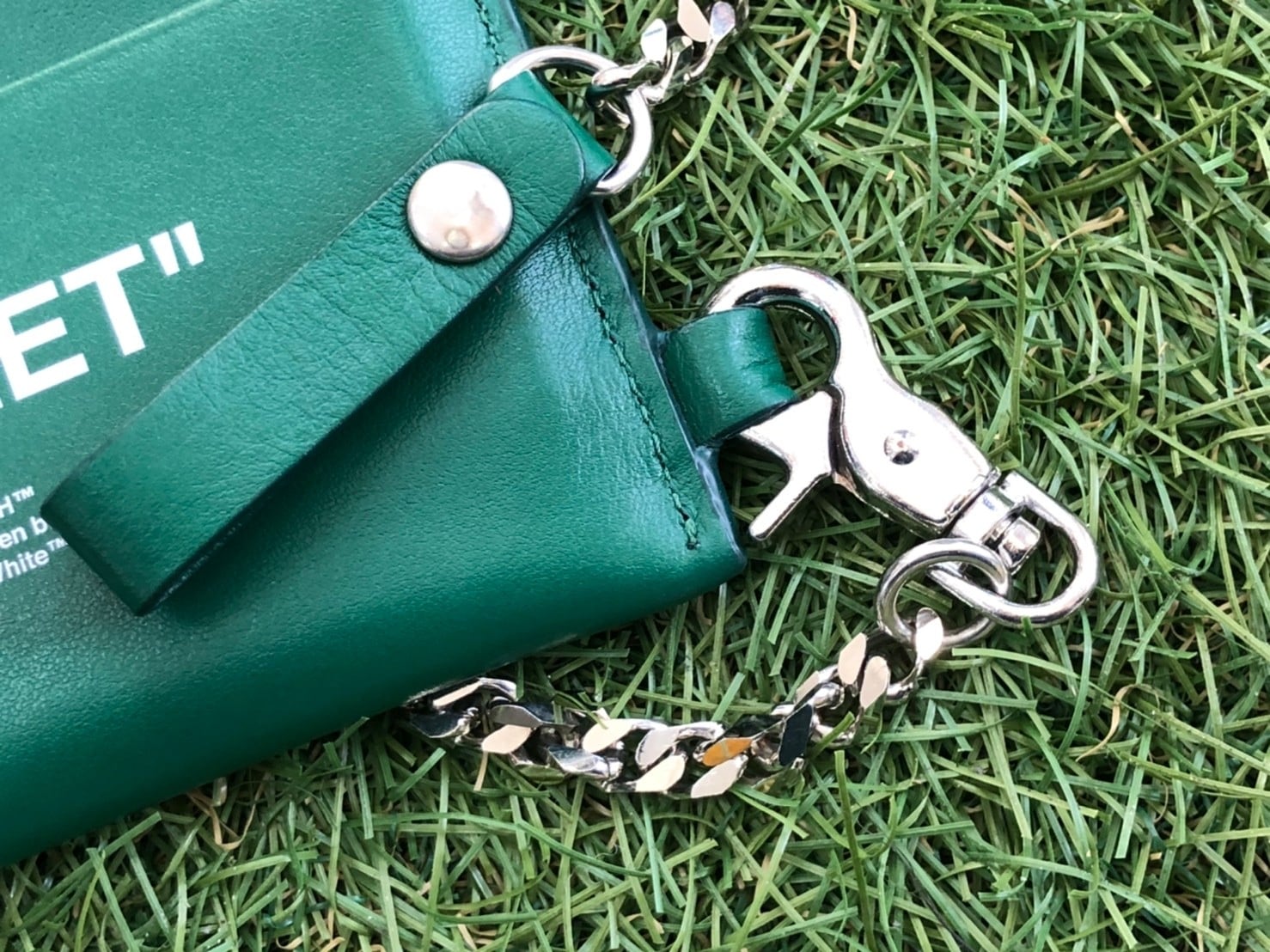 OFF-WHITE QUOTE CHAIN WALLET GREEN ID4143 | BRAND BUYERS OSAKA