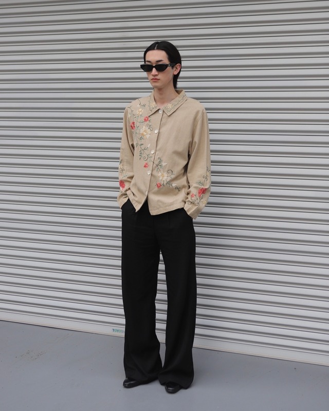 flower embroidery shirt