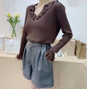 フリルVネック リブニット　AJ111-999