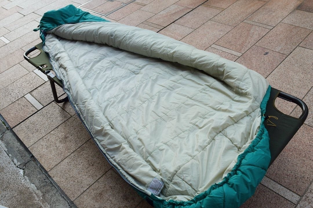USED 80s THE NORTH FACE Sleeping Bag | LODGE heavy&duty outdoor