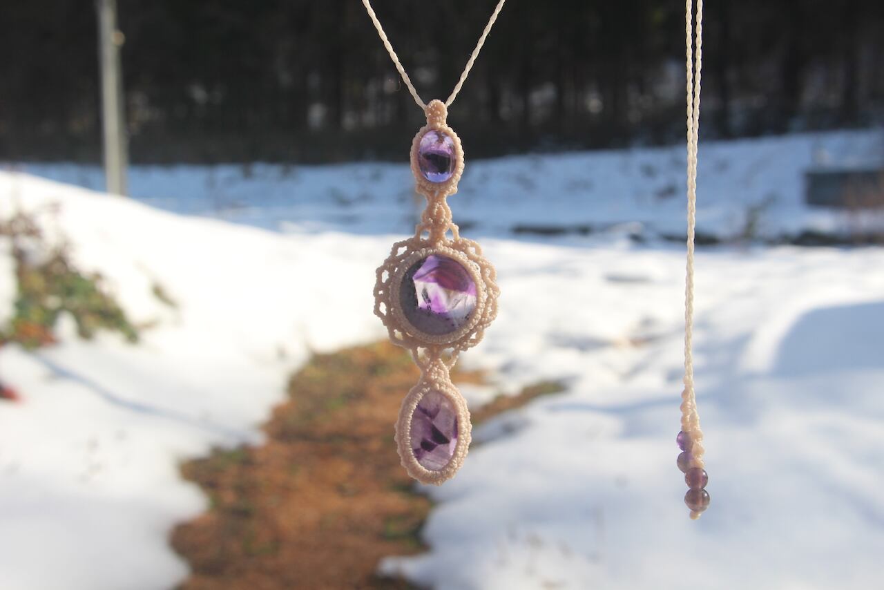 Trapiche amethyst micro macrame pendant
