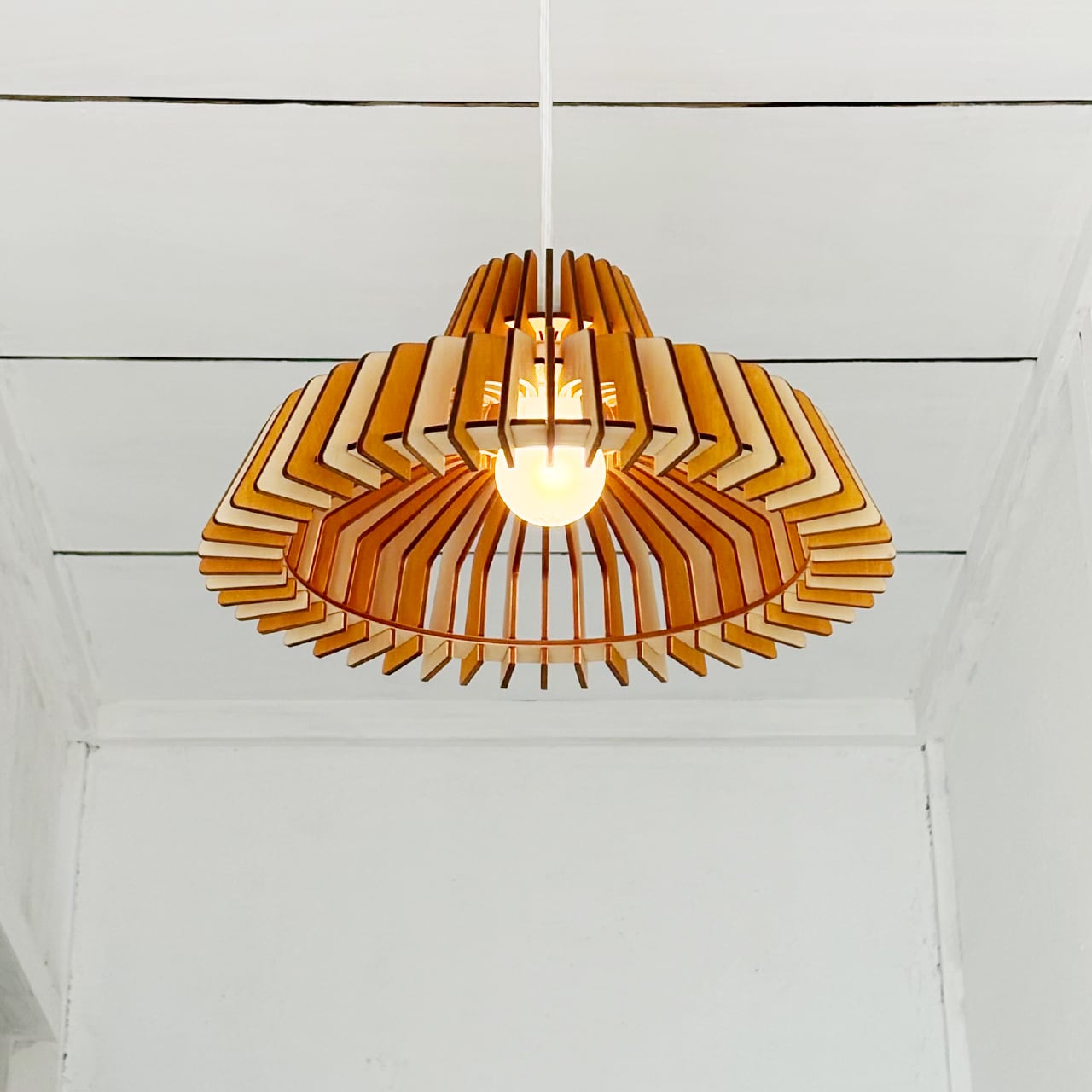 木製ペンダントライト『インダストリアル（メープル）』｜シンプル