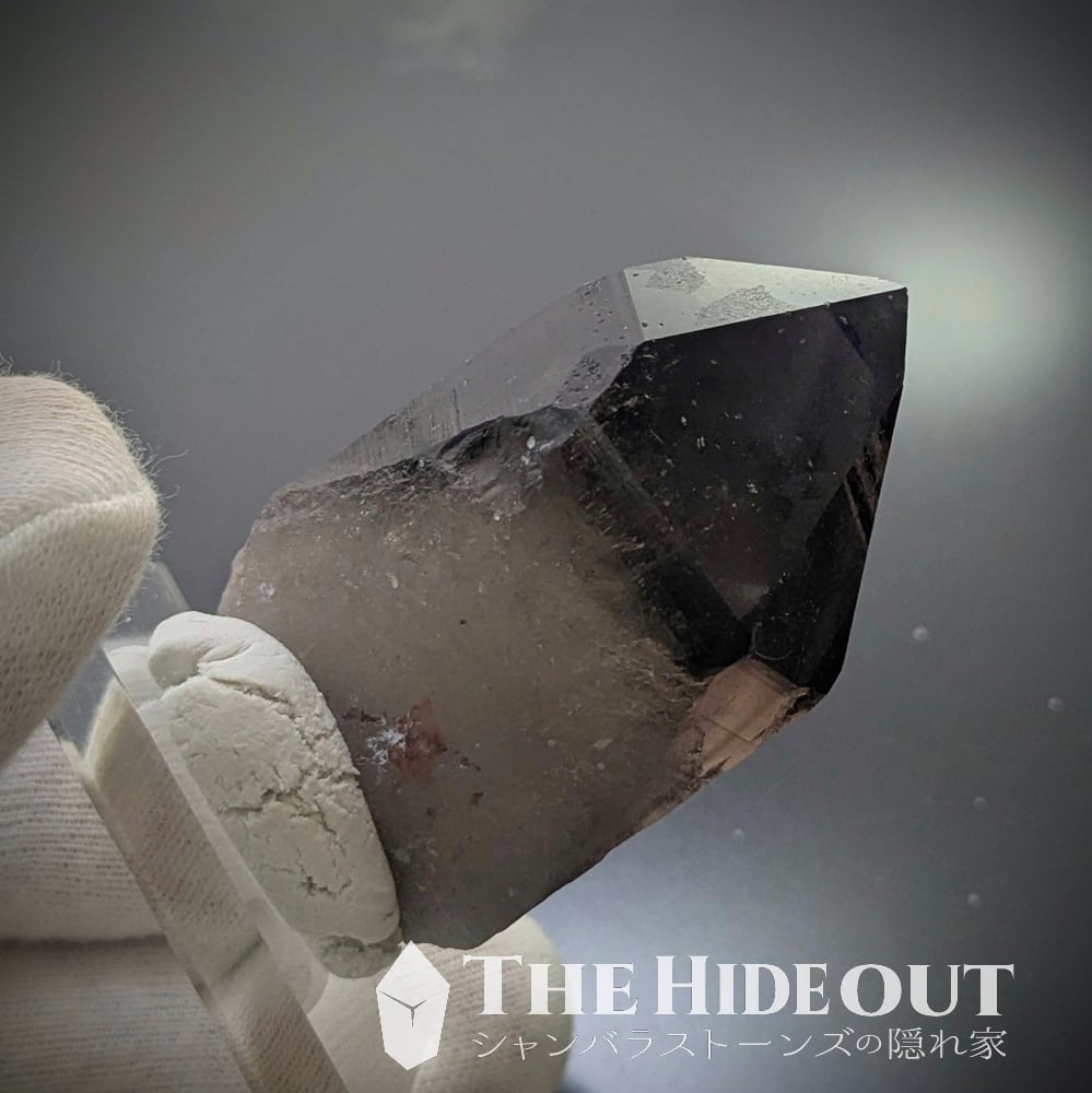 日本国産鉱物標本069 鳥取県三朝町煙水晶（スモーキークォーツ