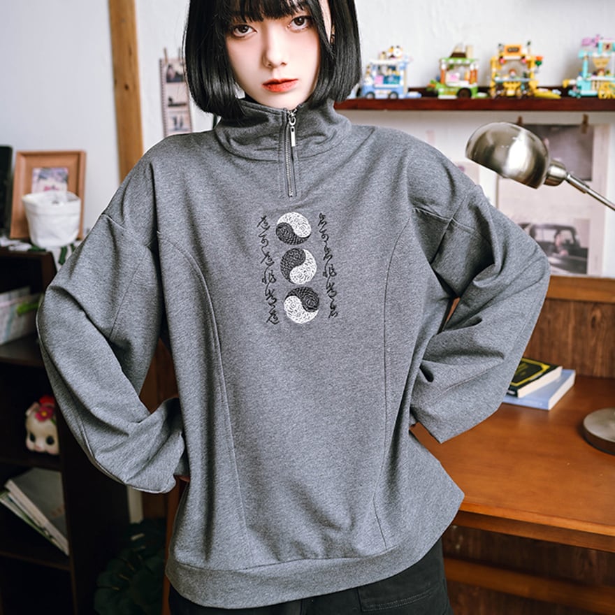 中華ゴシック トレーナー スウェットシャツ スタンドカラー 刺繍 古怪舎