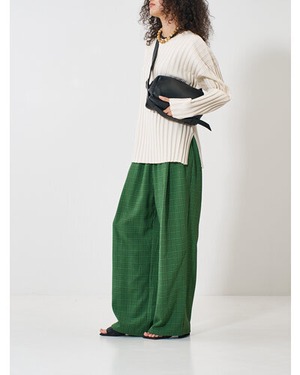 Y261-31008] PLAID TUCK EASY PT【yenn】