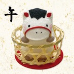 ちりめん籠入り午(うま)飾り 白 茶 R‐19