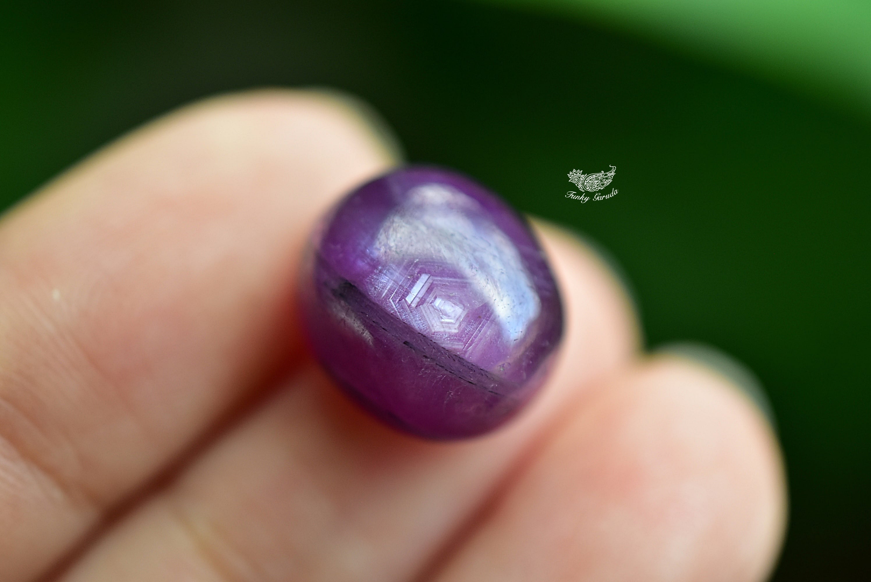 コランダム入り☆ルビー ルースs587 | Funky garuda Stone (ファンキー