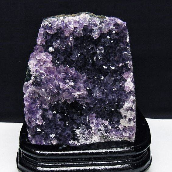 1.5Kg アメジスト クラスター ウルグアイ産 アメジスト 原石 amethyst 台座付属 花型 一点物 182-7099