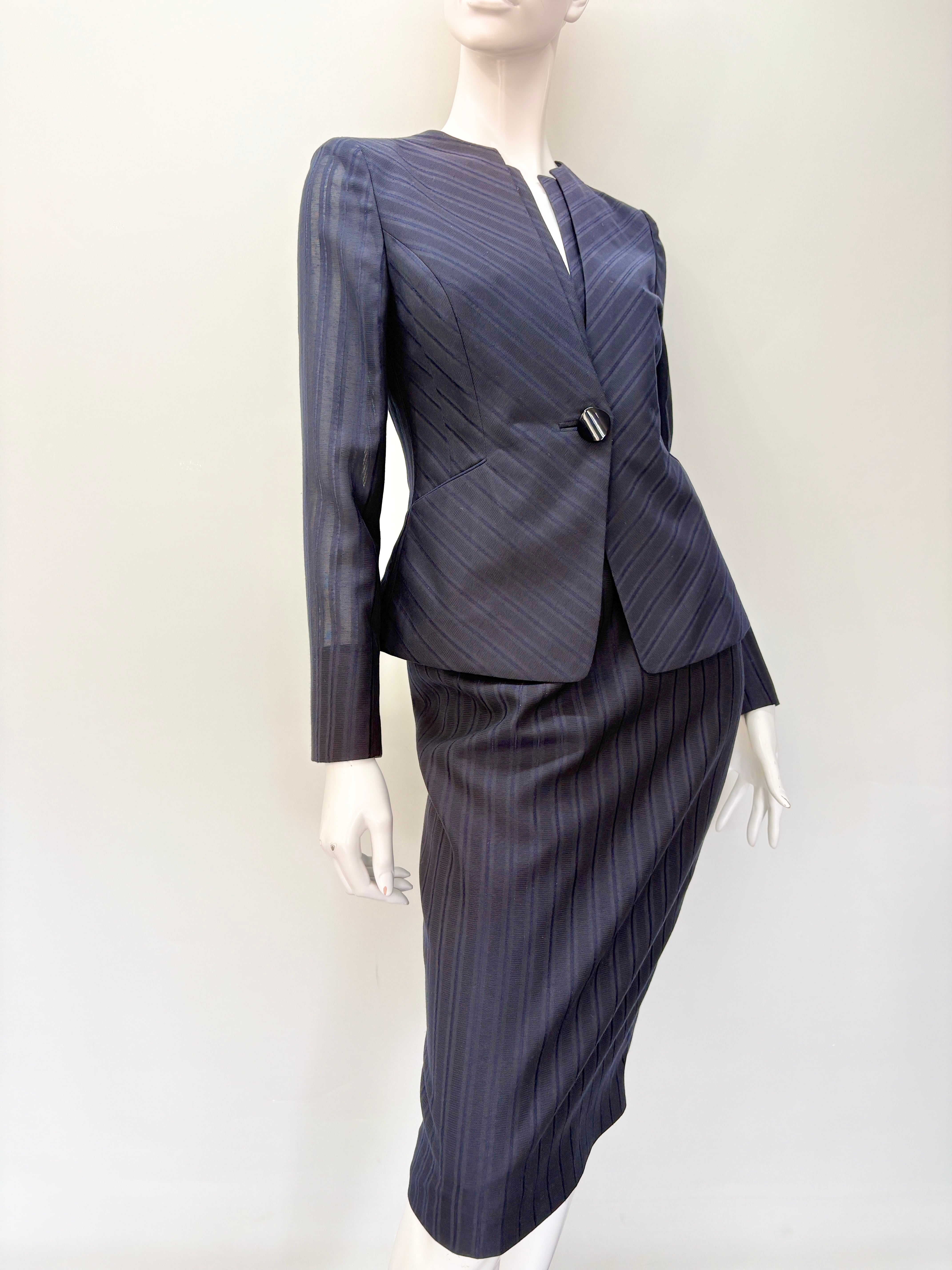 SUITS | VELLA ONLINE SHOP