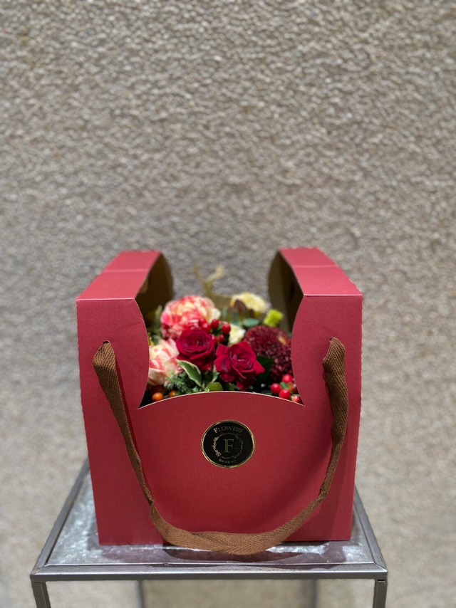 【11～12月限定】手提げBOX(Red)　生花アレンジメント