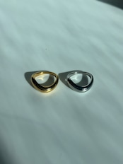 Bold wave ring