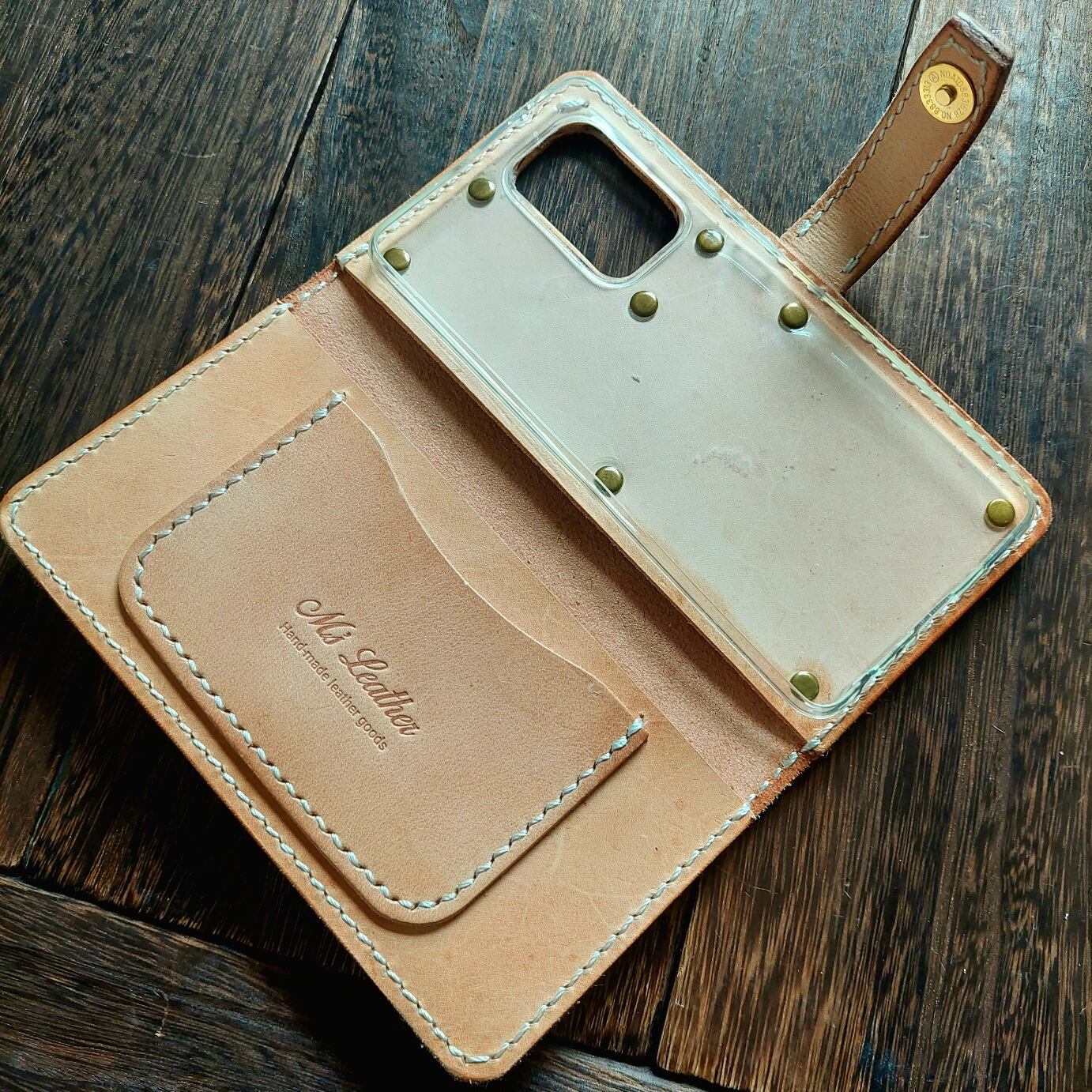 育てる手帳型スマホケース ＊あなたのスマホに合わせて設計制作 | M's