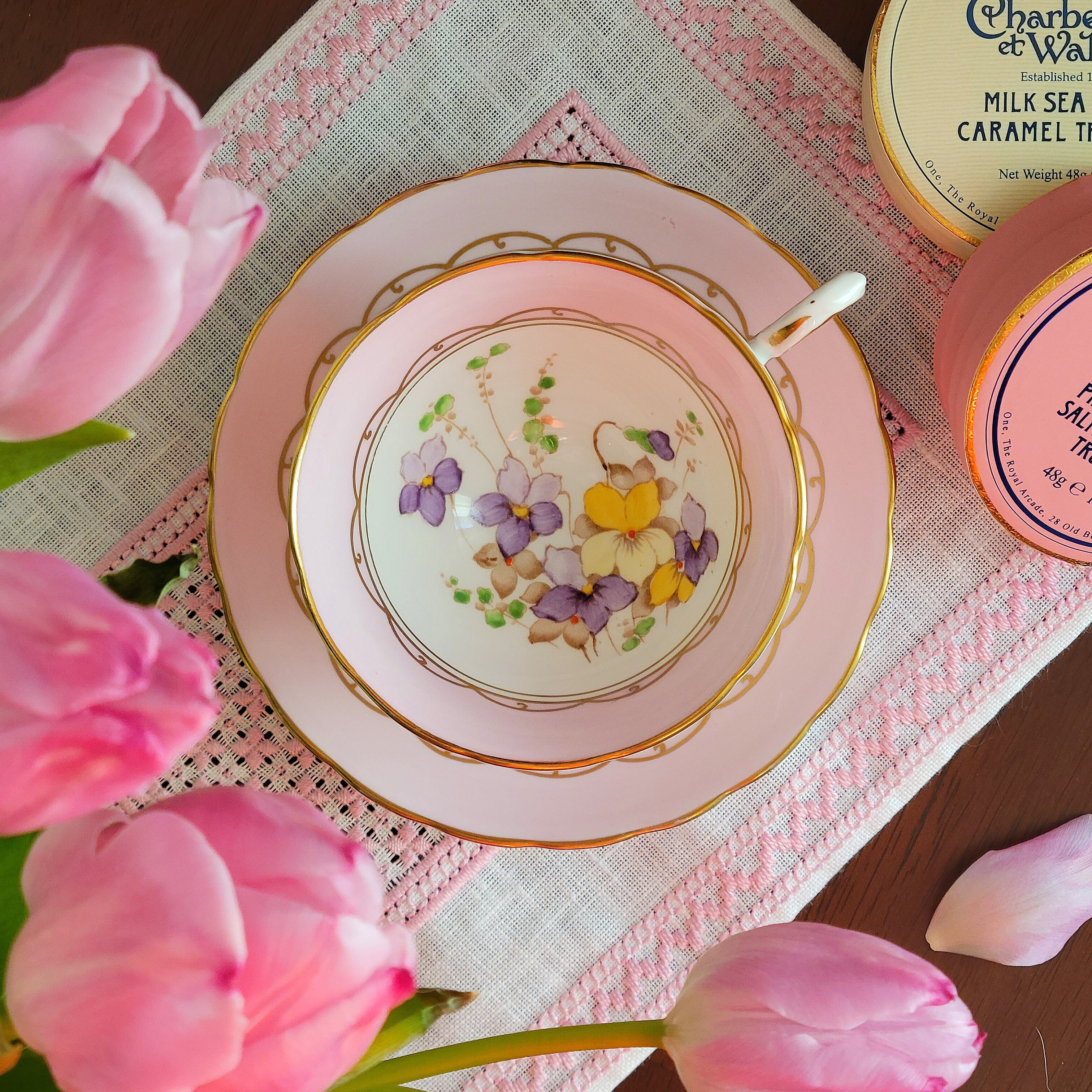 【TUSCAN】手描きスミレのカップ＆ソーサー