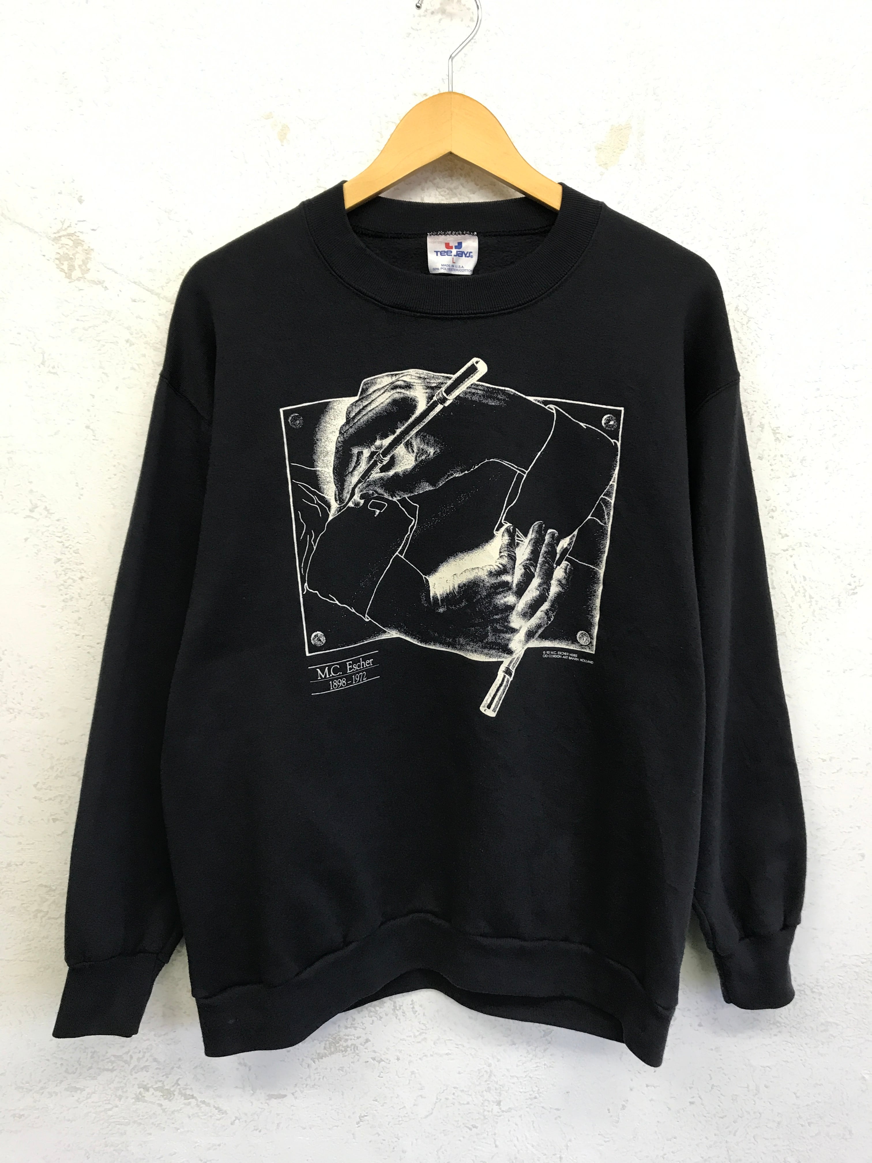 エッシャー スウェット iveyartistry.com