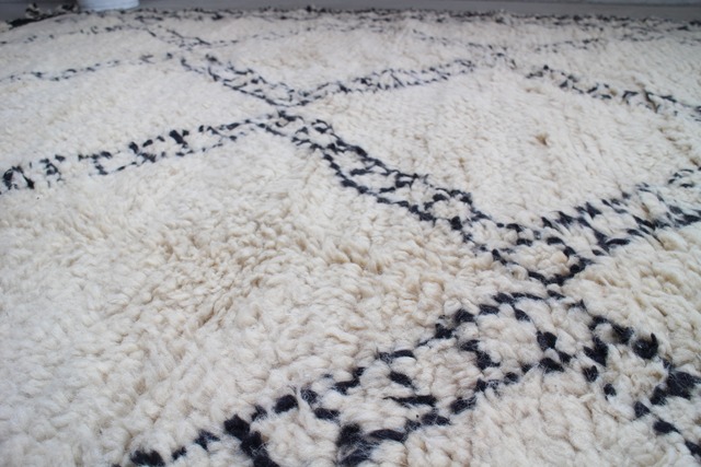 Moroccan rug BeniOurain　200×165cm　No295