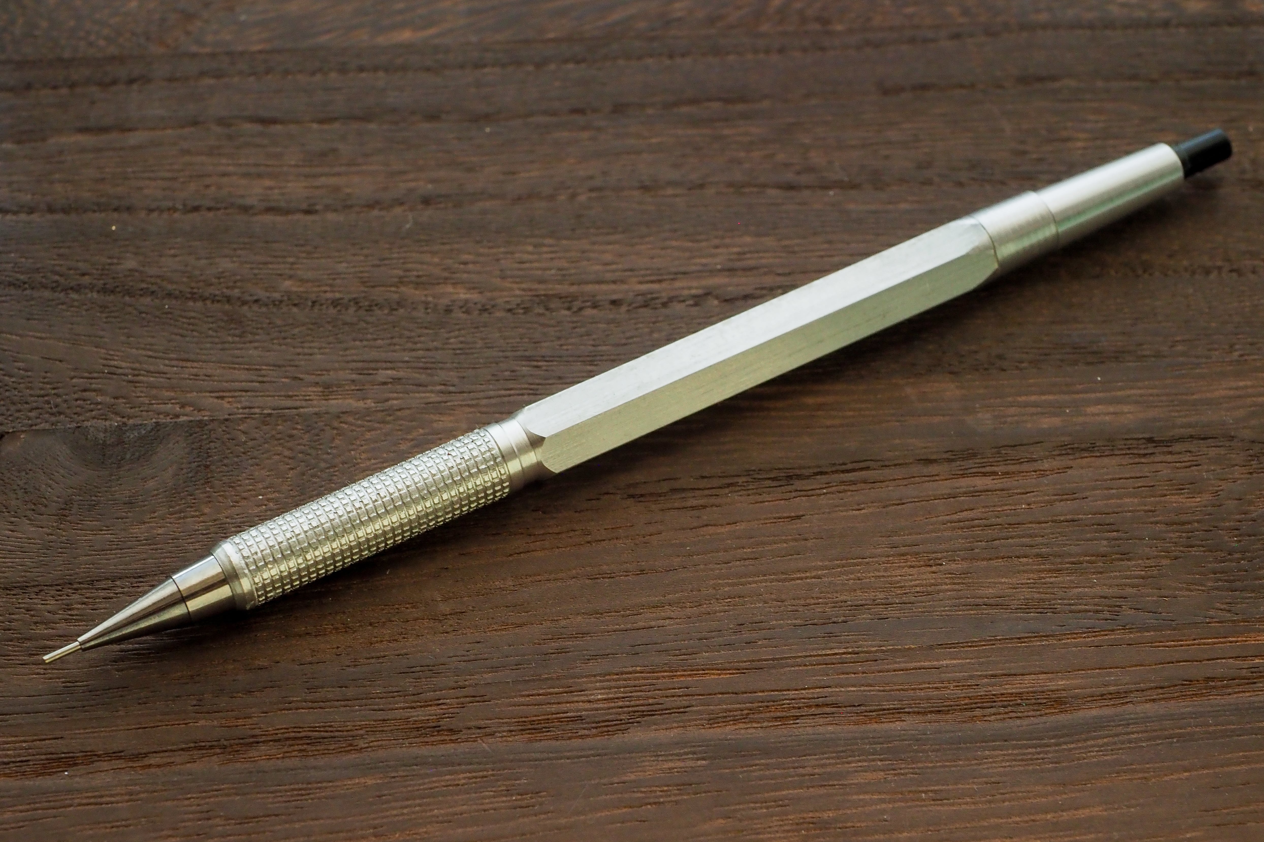 r*u様 pg5 六角軸　フルアルミ　グリップローレット加工 r*u様 pg5 六角軸 フルアルミ グリップローレット加工 廣瀬鐵筆堂