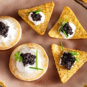 キャビア・ナカリ・サブライム|ギフトBOX付|スペイン名水育ちの大粒(非加熱・無添加)|Caviar Nacarii Sublime (with Gift Box) | Large Pearls Raised in Spain’s Pristine Spring Water (Unpasteurized and Additive-Free) | | A Gourmet Masterpiece for Elegant Gifting (50g)