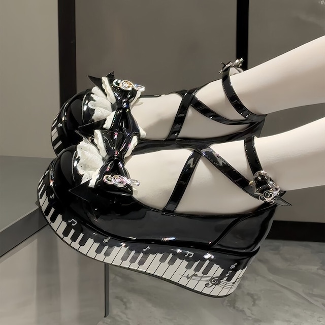 メルヘン系 厚底 プラットフォーム シューズ ピアノ 鍵盤 柄 リボン 装飾 4カラー