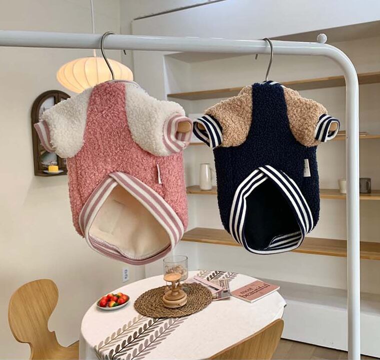 【SALE】 baseball top XS ~ 2XL 2color  /  犬服 秋冬 新作 長袖 シンプル ドッグウェア トップス トレーナー Tシャツ ワンコ服 もこもこ お揃い 可愛い 犬の服　b11