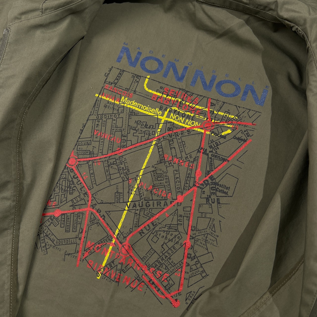 Mademoiselle NON NON マドモアゼルノンノン ジップアップ ライト パーカー 7分袖 サイズ 40 L /カーキ/内側プリント/レディース