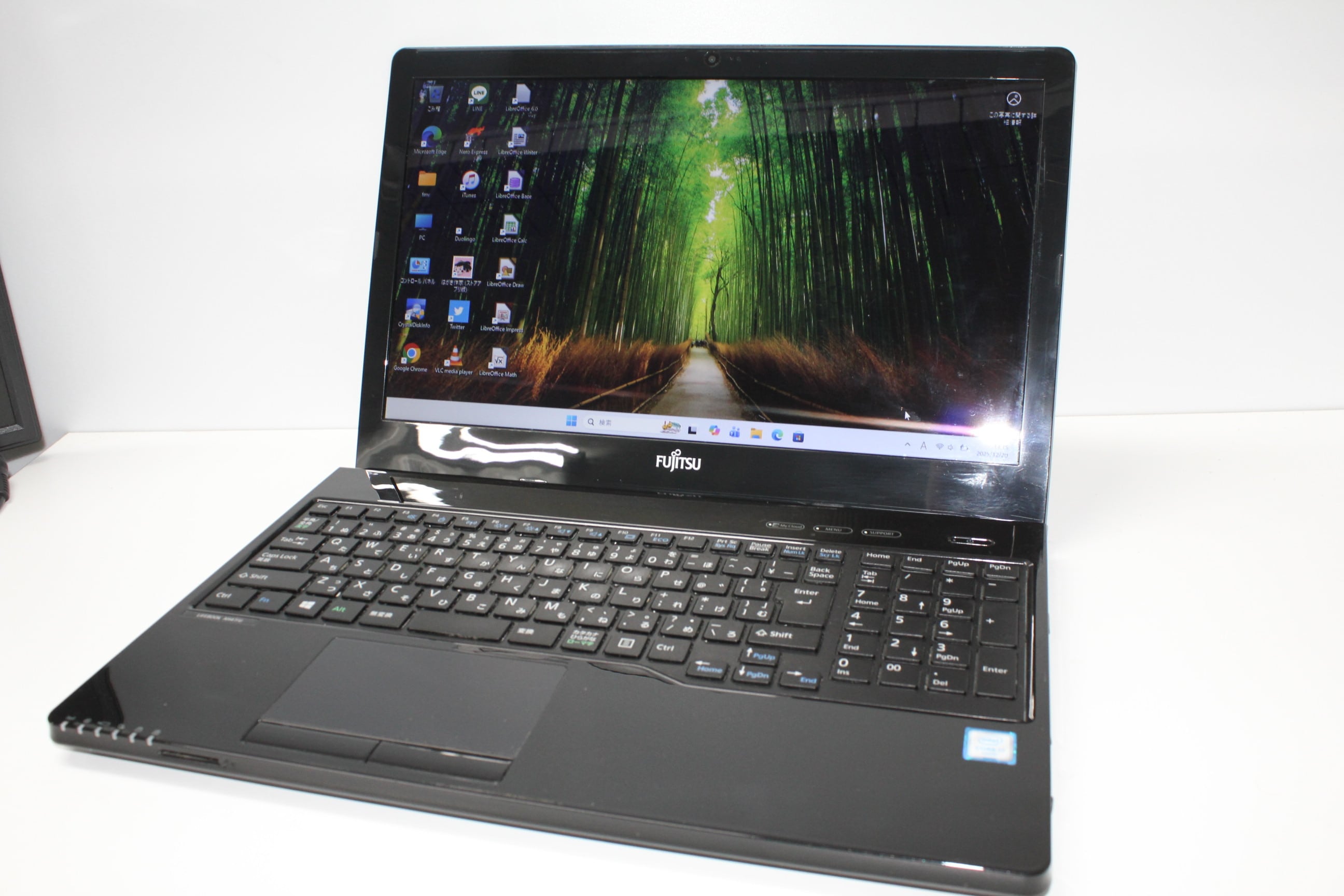 中古ノートパソコン LENOVO IdeaPad S540-14IML Windows11+office core