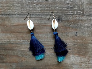 【14kgf】Shell×tassel earrings(blue)