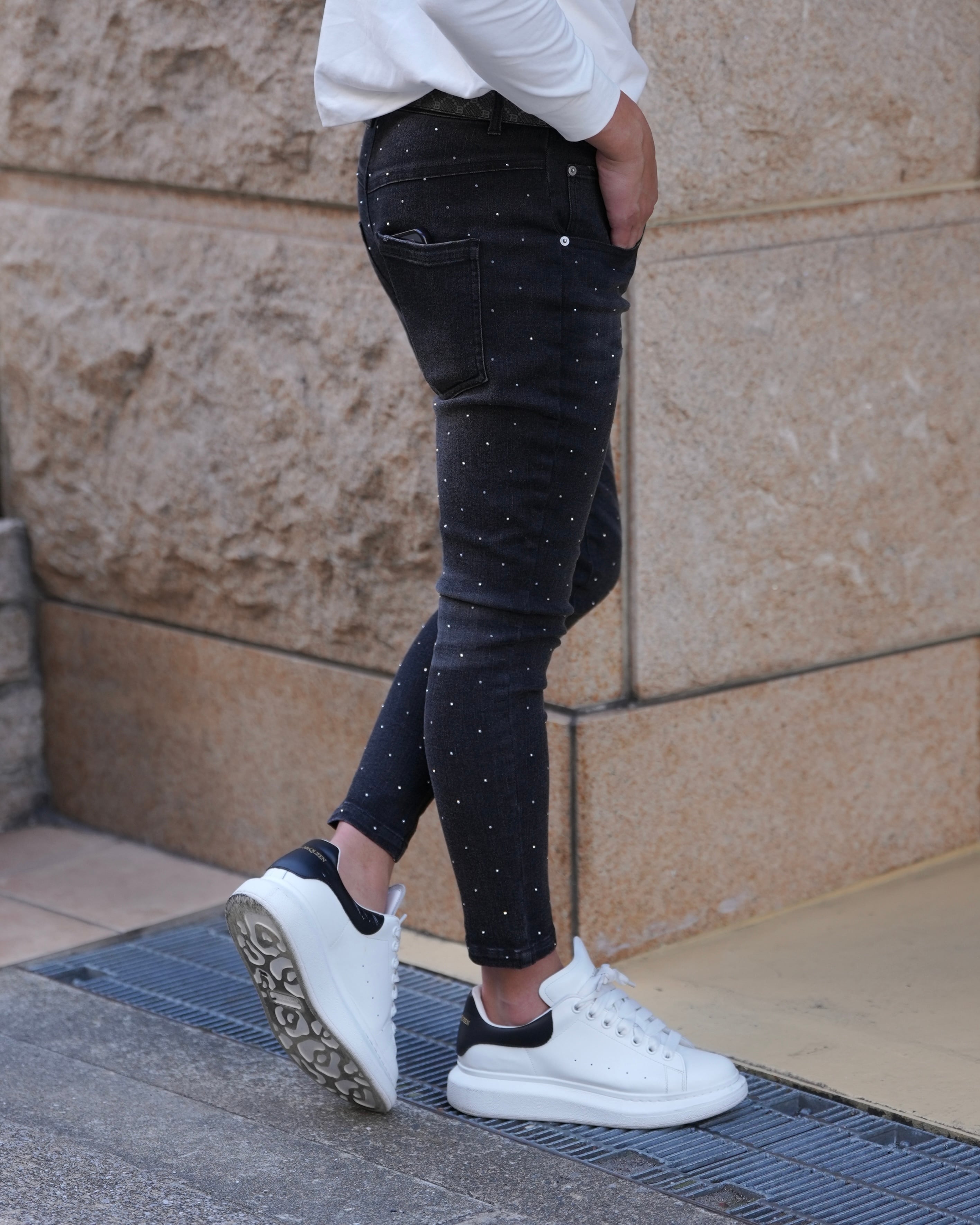 RHINE STONE DENIM PANTS BLACK【OW25BD007】 | BELINDA OFFICIAL