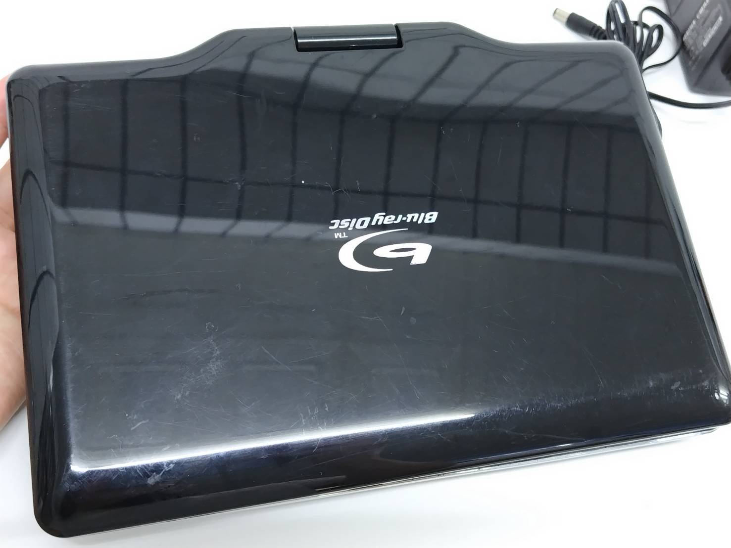 AVOX(CHL) APBD-F1070HK 10インチポータブルブルーレイプレーヤー