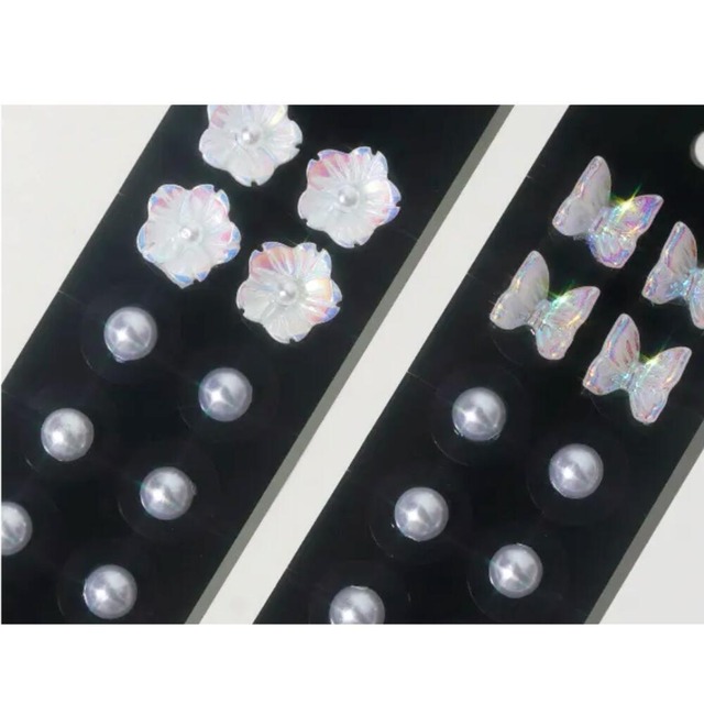 【送料無料】スワロフスキー 3mm　耳つぼジュエリー　Wing Bling