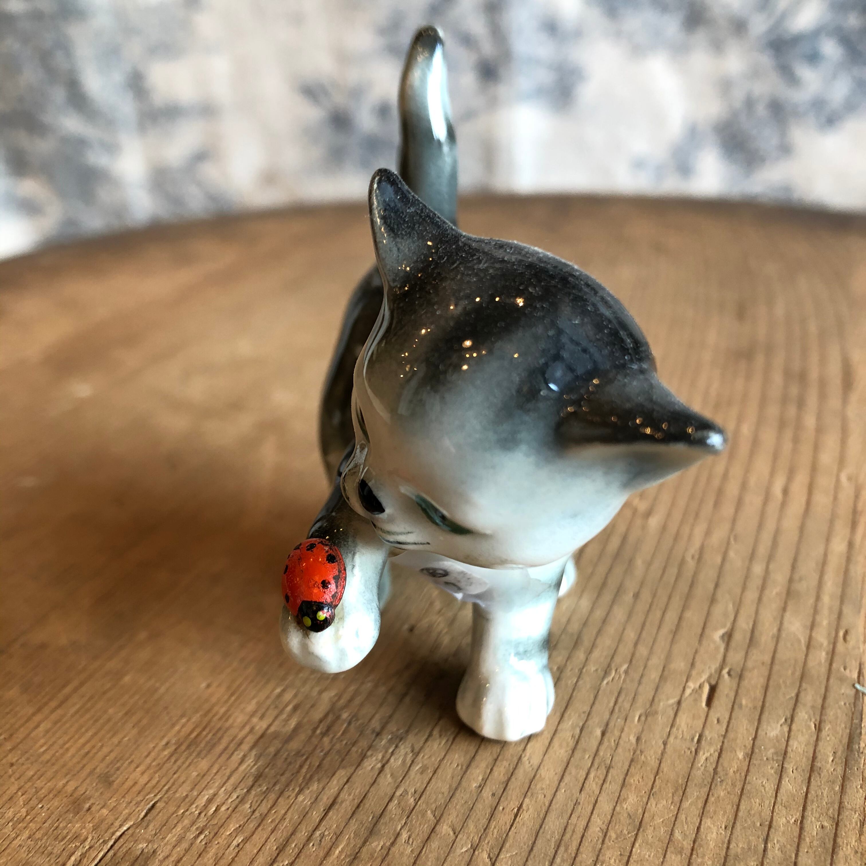 Vintage】てんとう虫と猫① | Re-SHOP