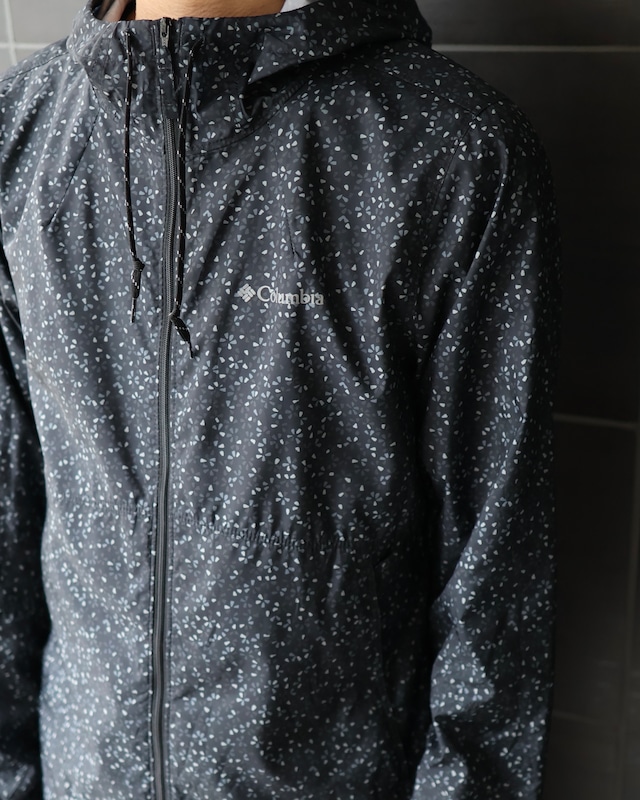 Design nylon zip-up hoodie