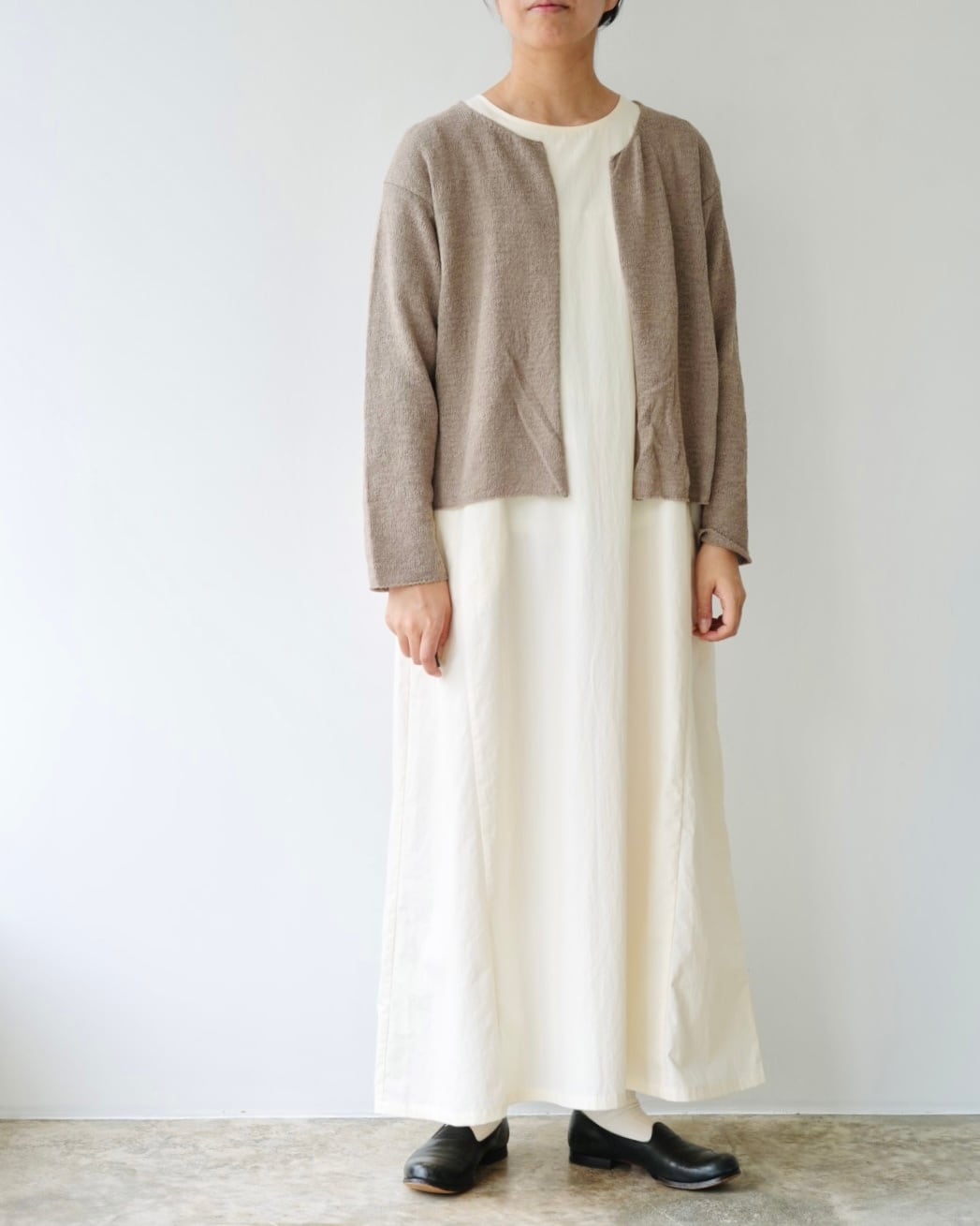 Yoli シンプルスリーブレスワンピース | Vie