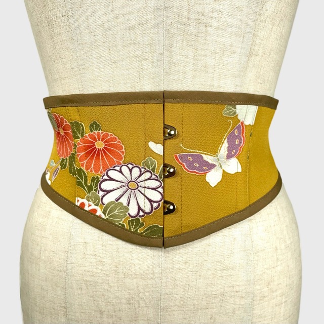 着物コルセット（山吹色・振袖より制作）Kimono Corset (Golden yellow・Made of Furisode Kimono)